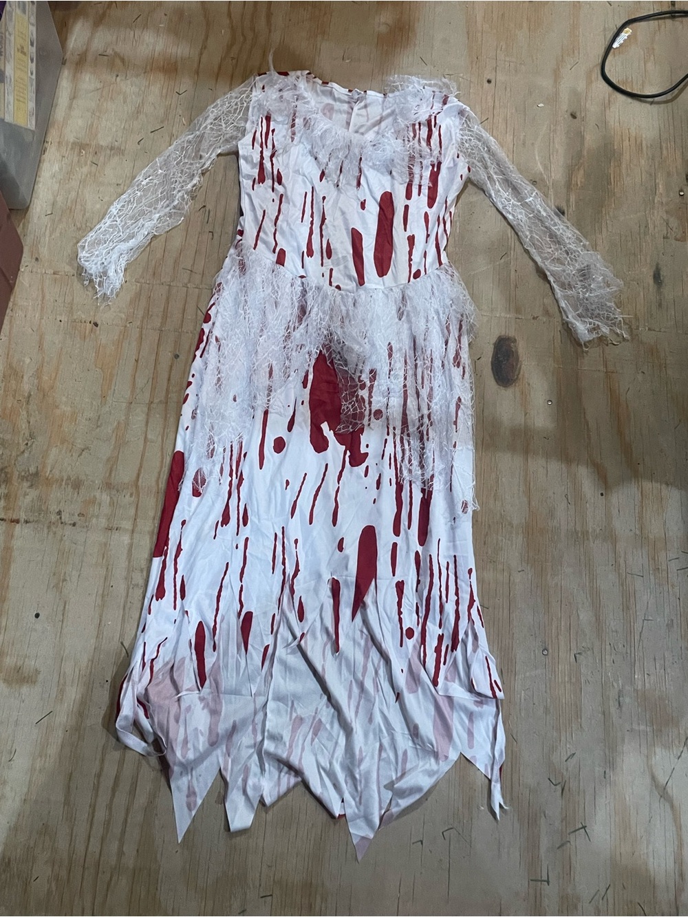 Women’s bloody bride costume